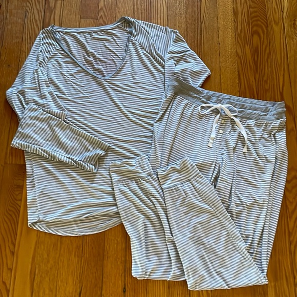 EUC women’s gap body pajamas - Picture 2 of 5